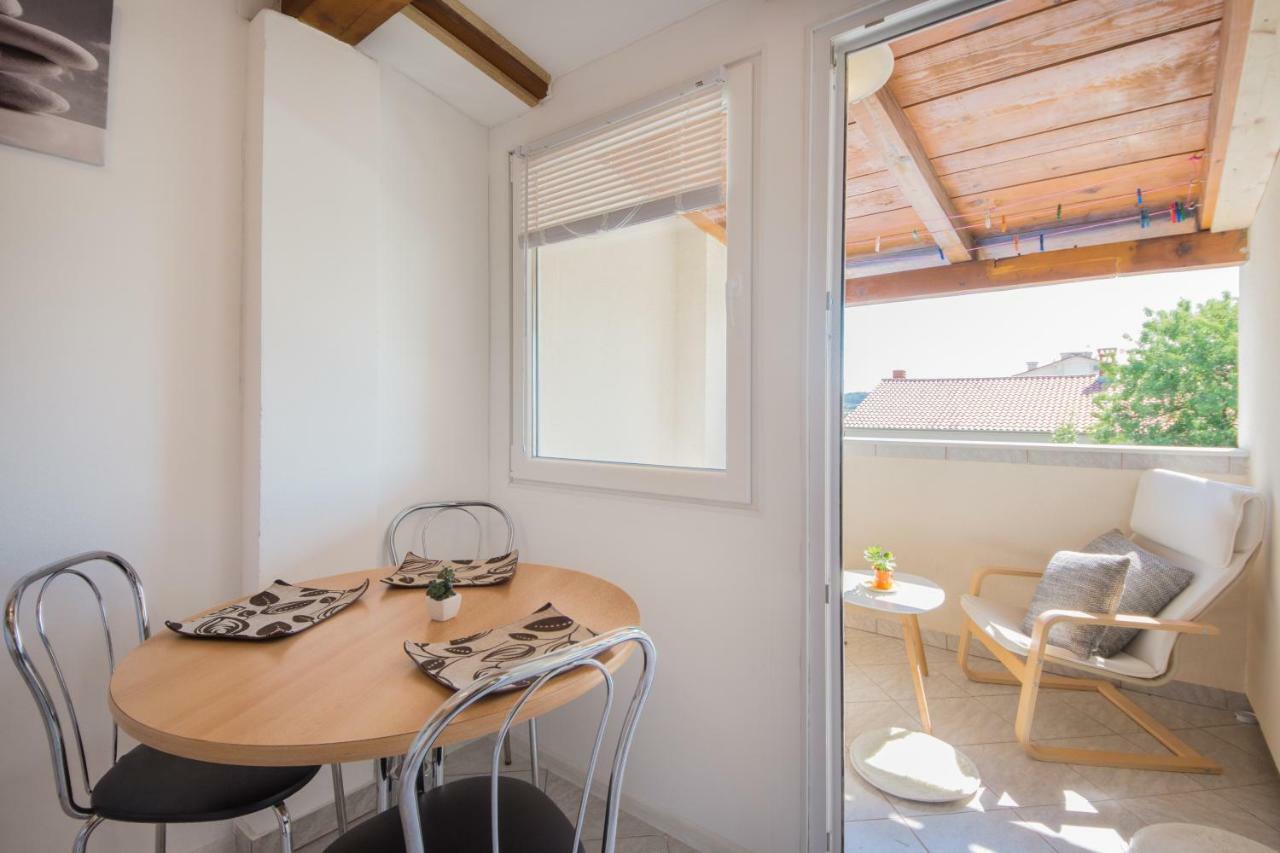 Apartmani Amans Pula Eksteriør billede