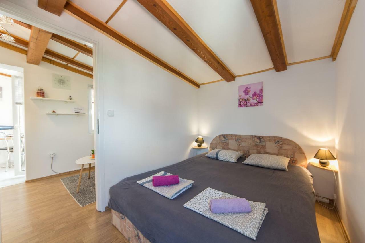 Apartmani Amans Pula Eksteriør billede