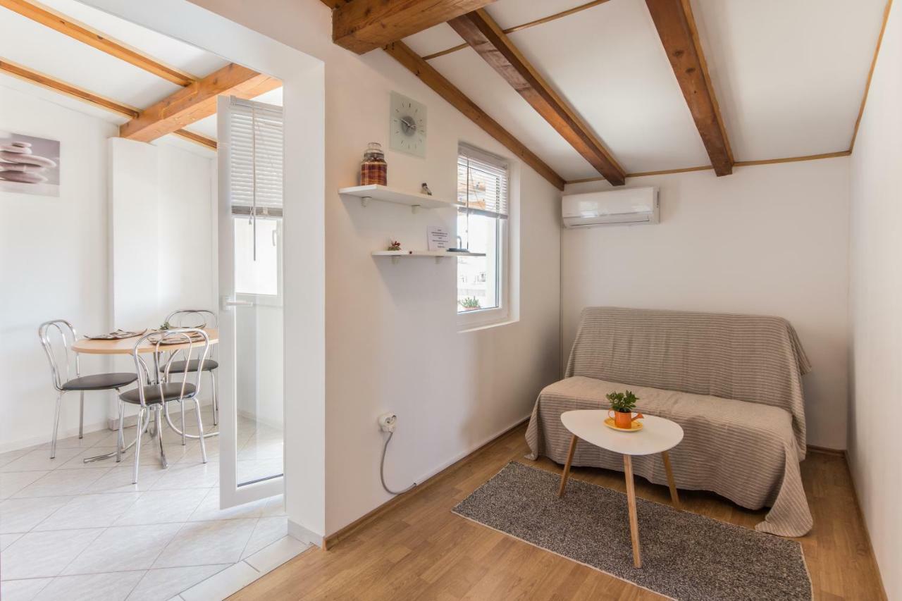 Apartmani Amans Pula Eksteriør billede